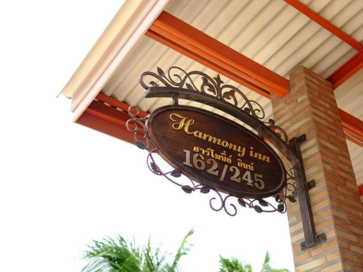 Harmony Inn Pattaya Exterior photo
