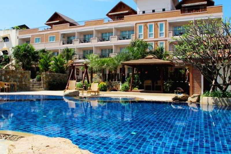 Harmony Inn Pattaya Exterior photo