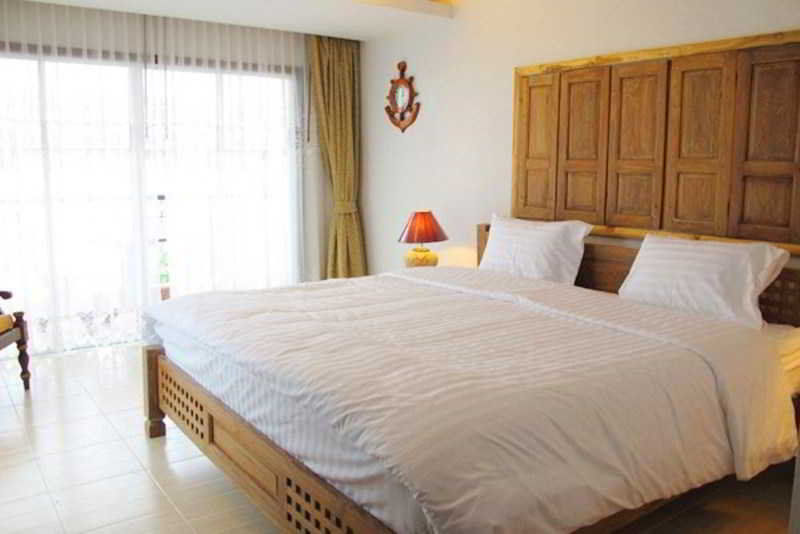 Harmony Inn Pattaya Exterior photo